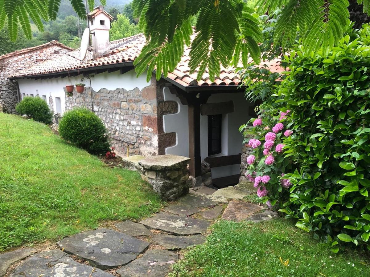 Hdec Hosteria De Castaneda Alojamiento Turistico Puente Viesgo Exterior foto