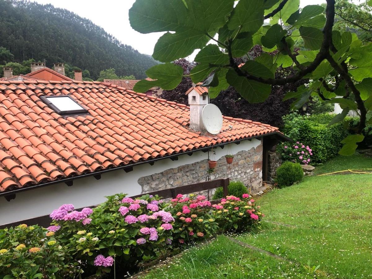 Hdec Hosteria De Castaneda Alojamiento Turistico Puente Viesgo Exterior foto